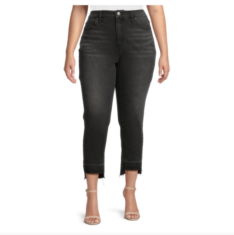 Terra & Sky Women's Plus Size 18W Step Hem Straight Leg Jeans Black Wash NWT